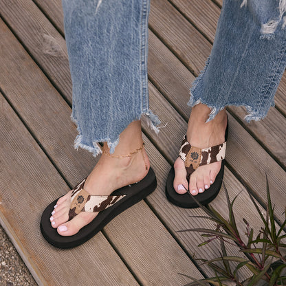 Yellow Box Footwear Flexter Flip Flop - Cow