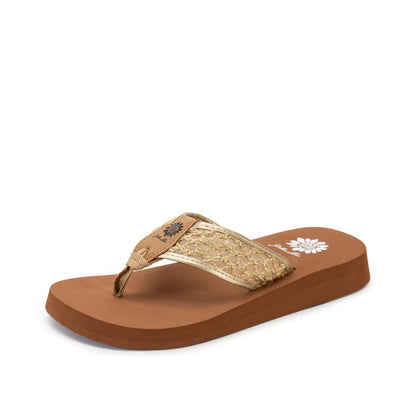 Yellow Box Footwear Farisa Flip Flop - Natural