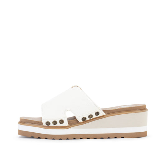 Yellow Box Footwear Alameda Wedge Sandal - Bone