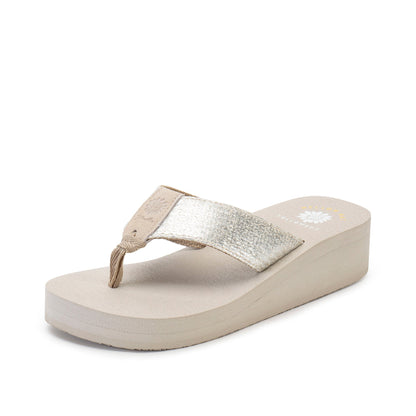 Yellow Box Footwear Leyla Wedge Sandal - Ivory