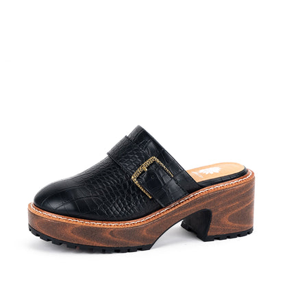 Yellow Box Footwear Barker Platform Clog - Black