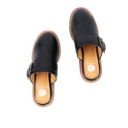 Yellow Box Footwear Barker Platform Clog - Black