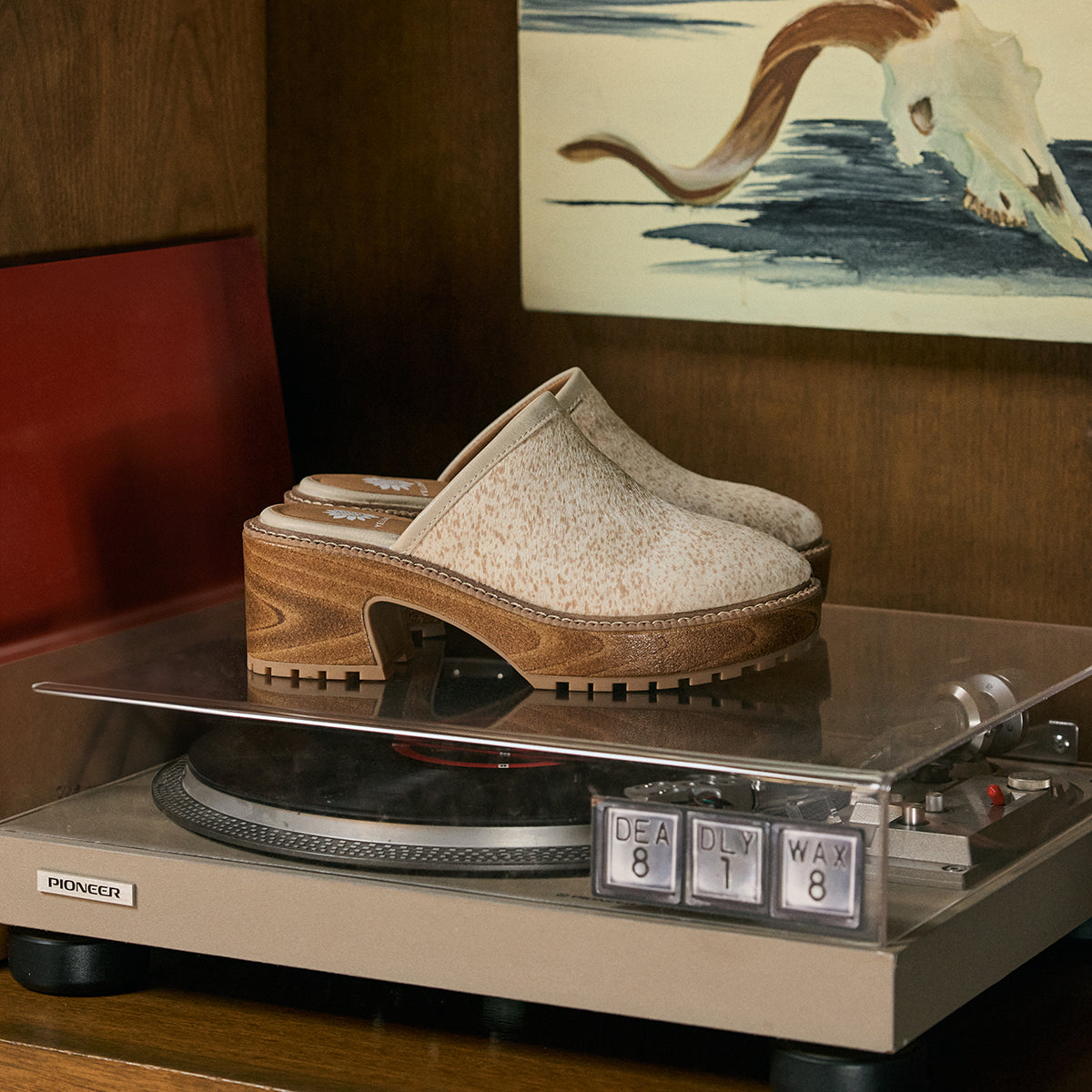 Yellow Box Footwear Baylor Platform Clog - Bone