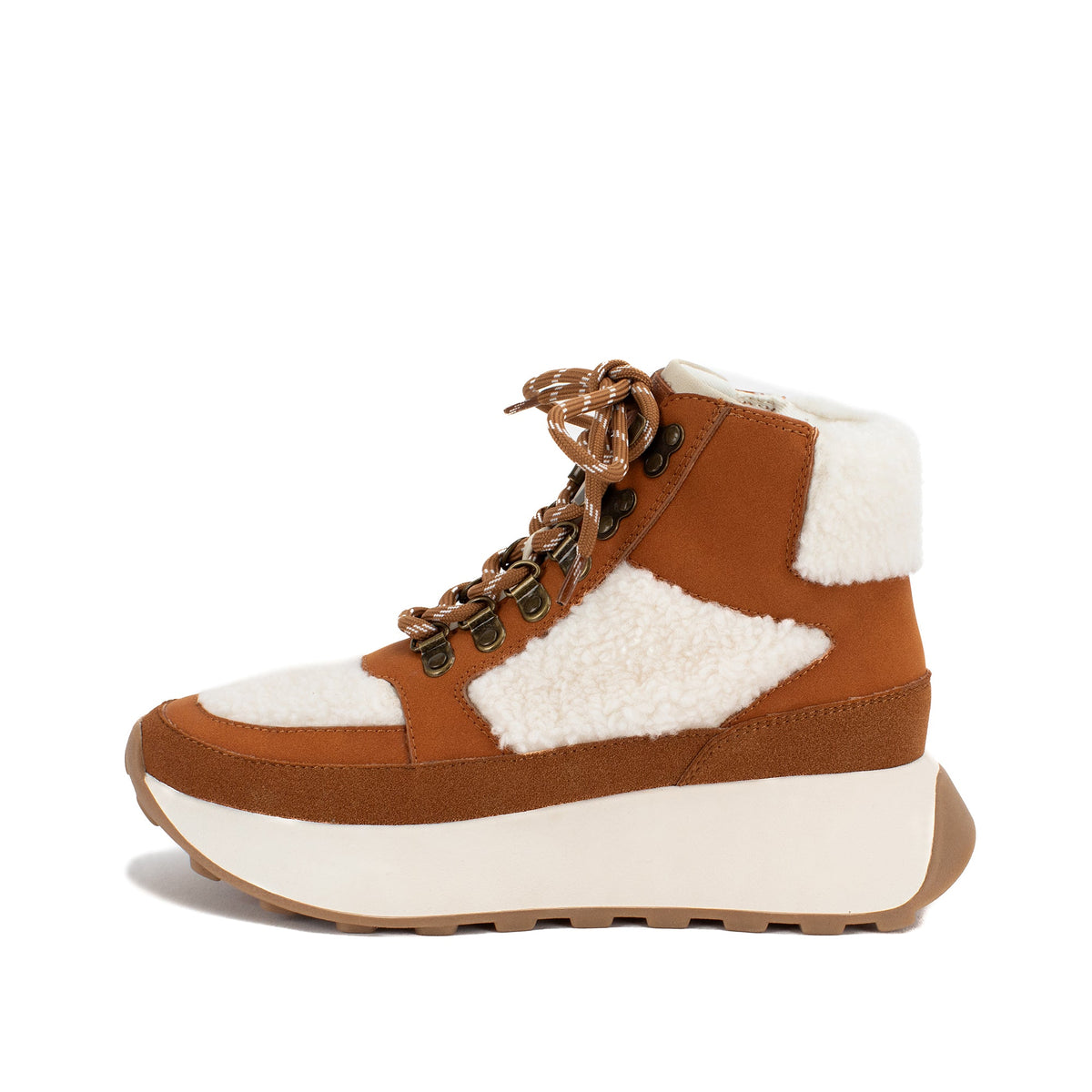 Yellow Box Footwear Hacey Flatform Hiker Boot - Tan