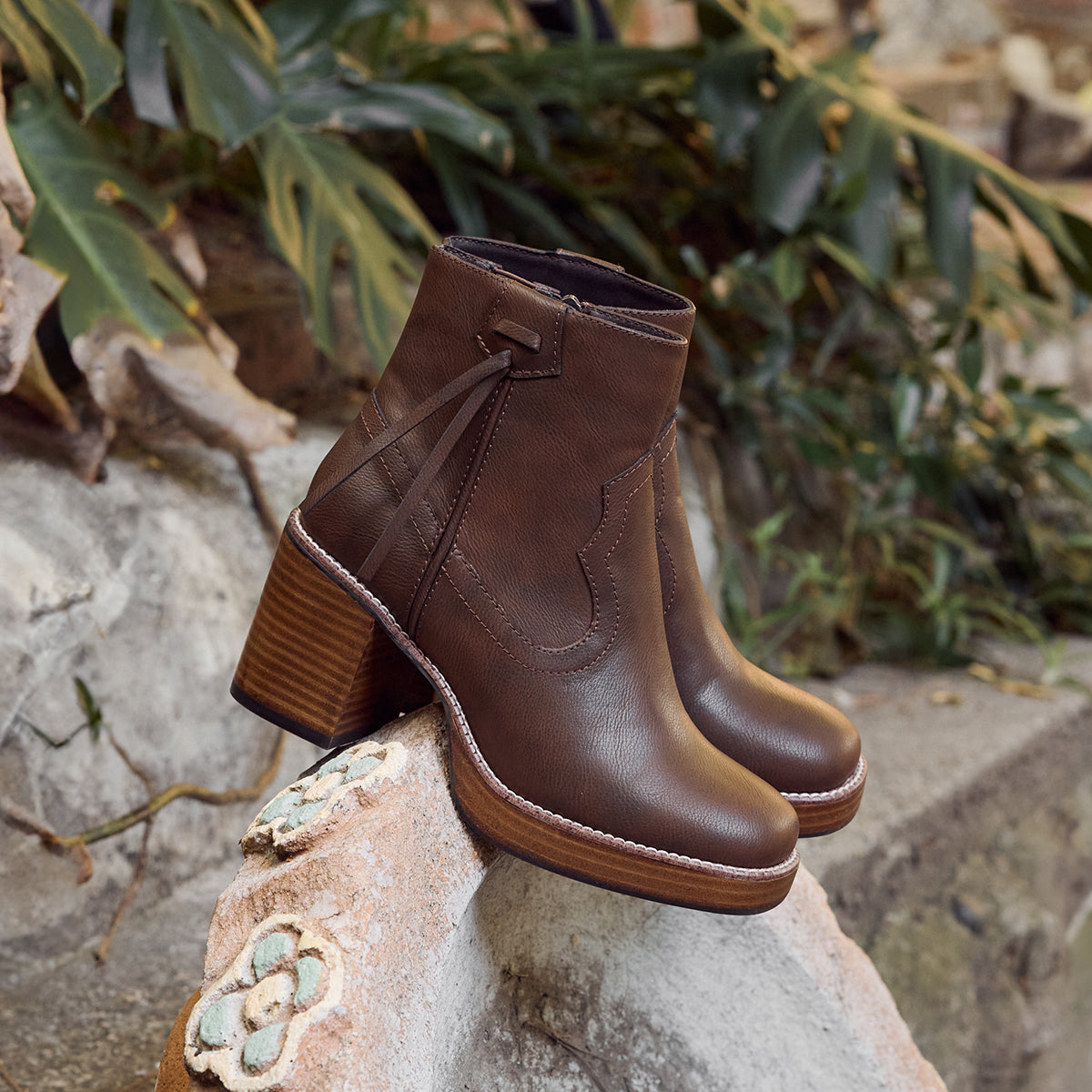 Yellow Box Footwear Imperial Ankle Boot - Chocolate