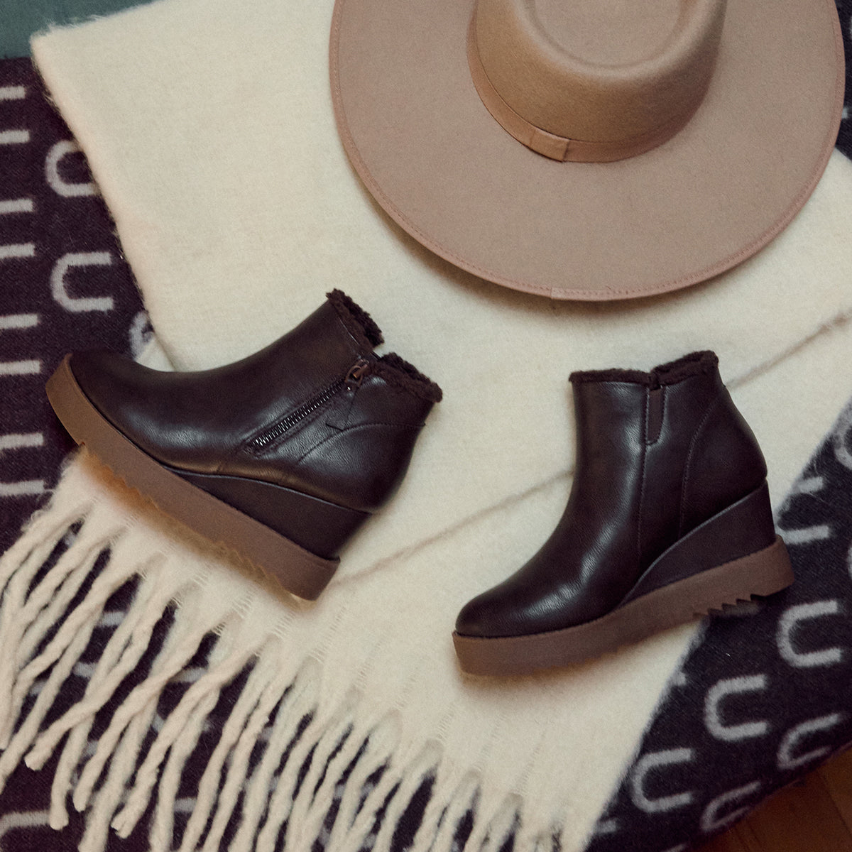Yellow Box Footwear Analia Shearling Boot - Chocolate