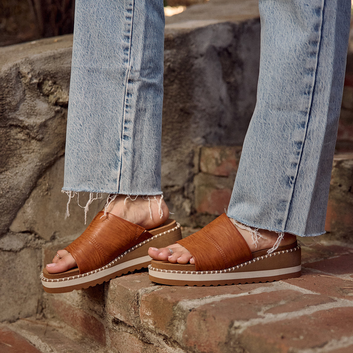 Yellow Box Footwear Ayama Wedge Sandal - Taupe
