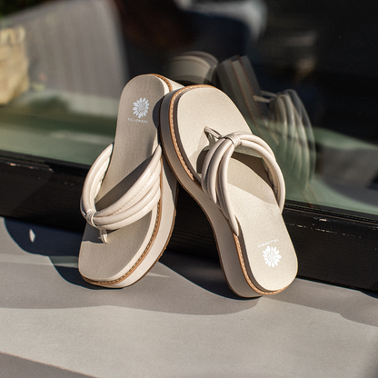 Yellow Box Footwear Hasani Flatform Sandal - Ivory
