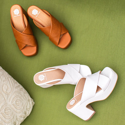 Yellow Box Footwear Ovilia Platform Heell - Ivory