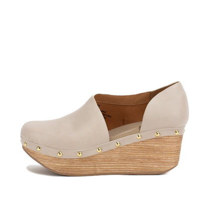 Yellow Box Footwear Bidelia Wedge Clog - Bone
