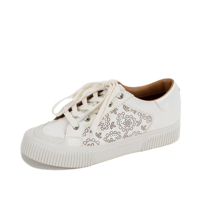 Yellow Box Footwear Gallen Lace-up Sneaker - White
