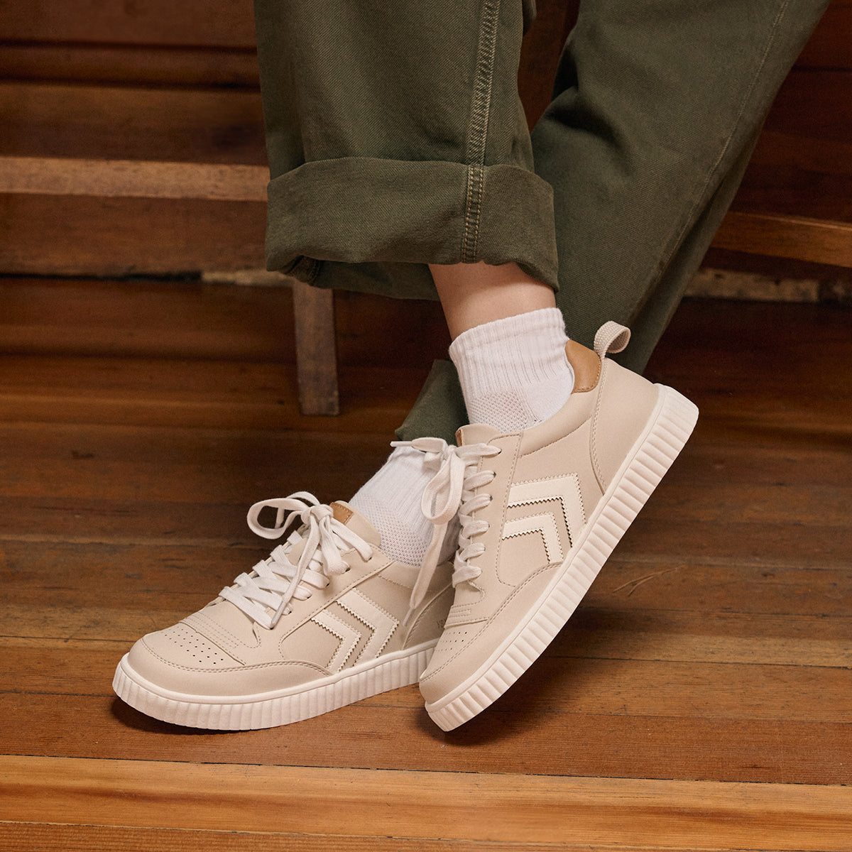 Yellow Box Footwear Miles Court Sneaker - White