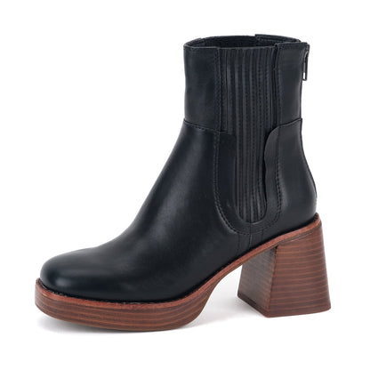 Yellow Box Footwear Ivanka Chelsea Ankle Boot - Black
