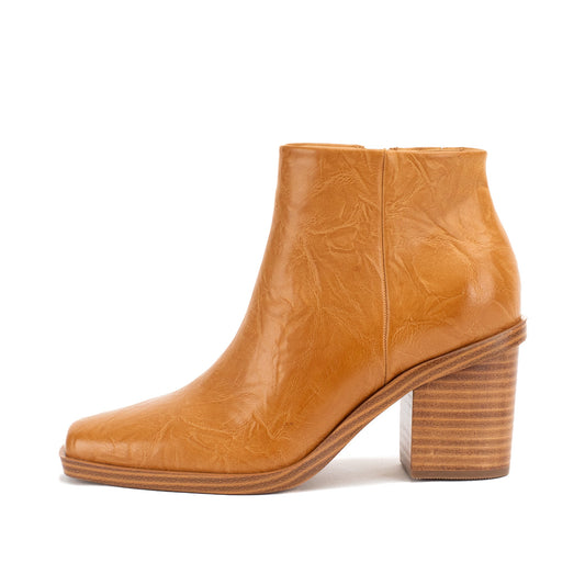 Yellow Box Footwear Velta Ankle Boot - Natural