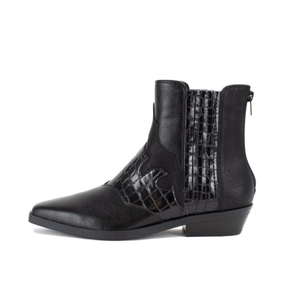 Yellow Box Footwear Willis Western Chelsea Boot - Black