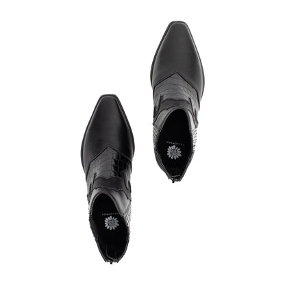 Yellow Box Footwear Willis Western Chelsea Boot - Black