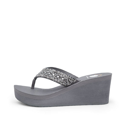 Yellow Box Footwear Waneta Wedge Sandal - Gray