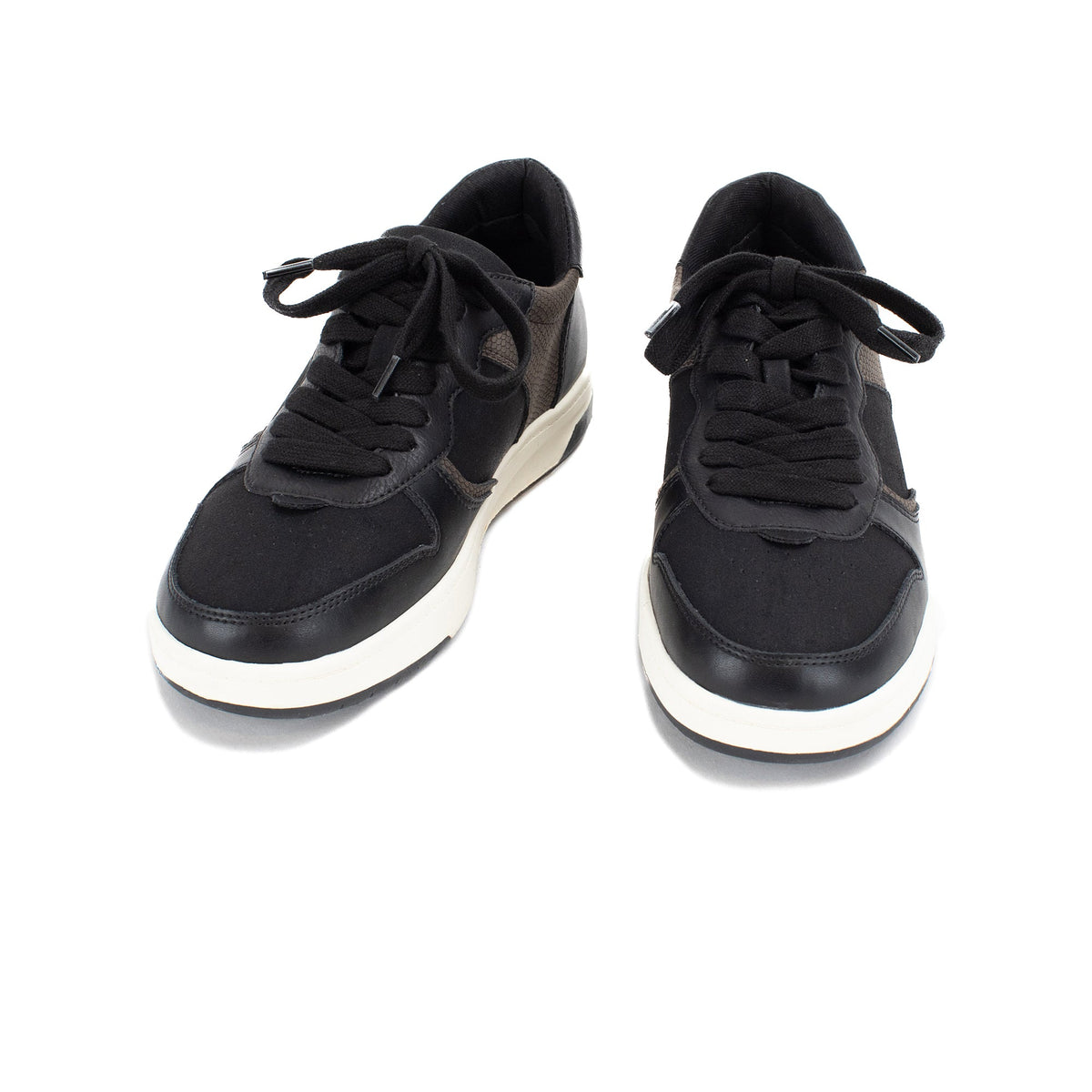 Yellow Box Footwear Nilana Low-top Sneaker - Black