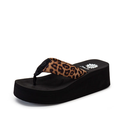 Yellow Box Footwear Kaylie Flatform Sandal - Black