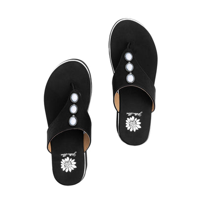 Yellow Box Footwear Daize Wedge Sandal - Black