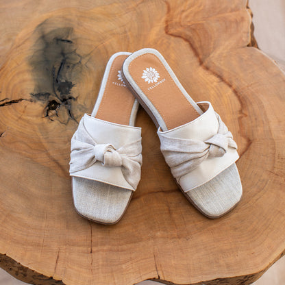 Yellow Box Footwear Kimia Slide Sandal - Natural