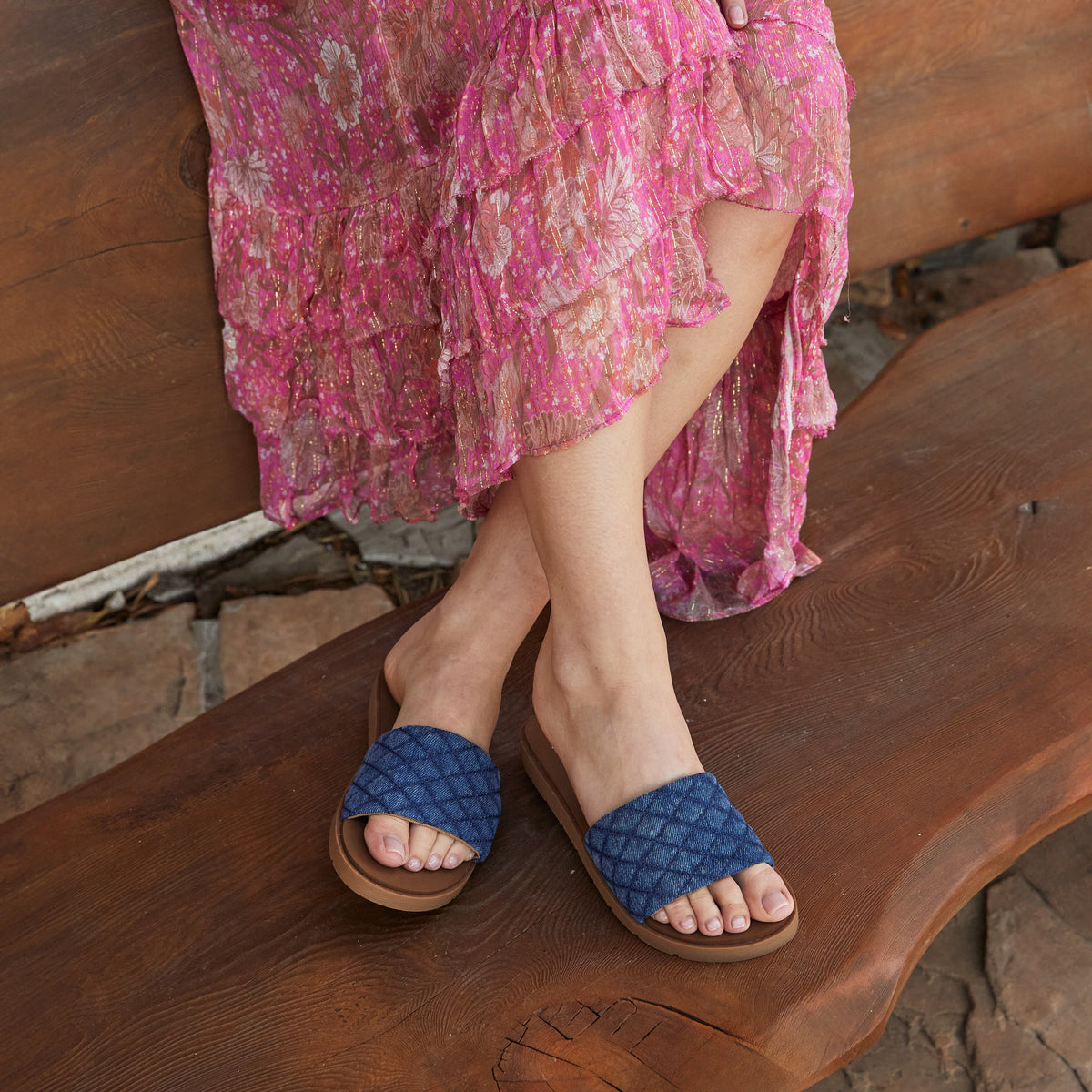 Yellow Box Footwear Fitzy Slide Sandal - Navy